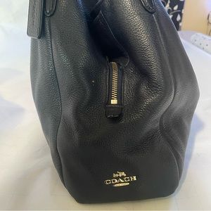 Coach vintage , hobo shoulder with pebbled leather